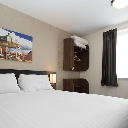 Willows, Blackburn By Marston'S Inn Ngoại thất bức ảnh