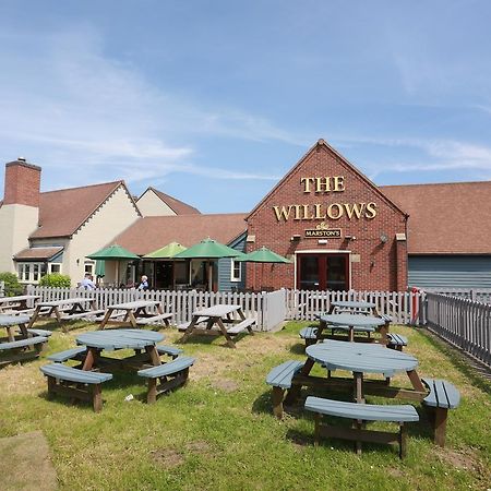 Willows, Blackburn By Marston'S Inn Ngoại thất bức ảnh