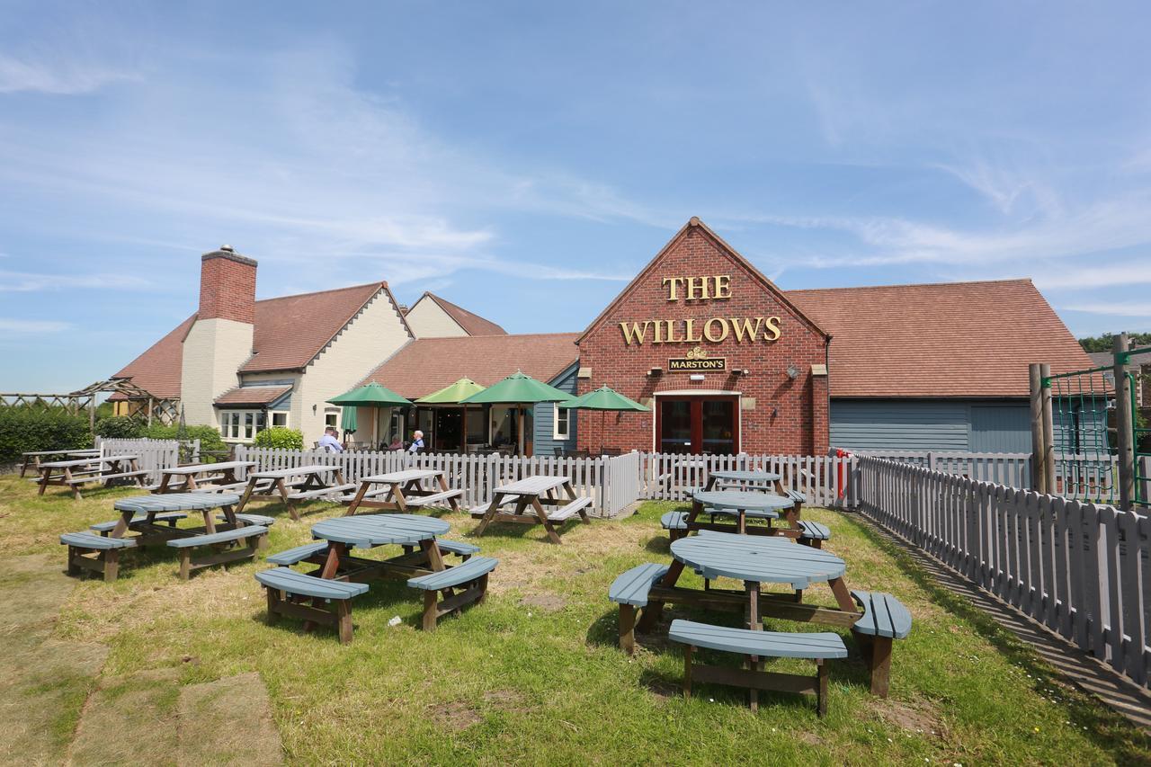Willows, Blackburn By Marston'S Inn Ngoại thất bức ảnh