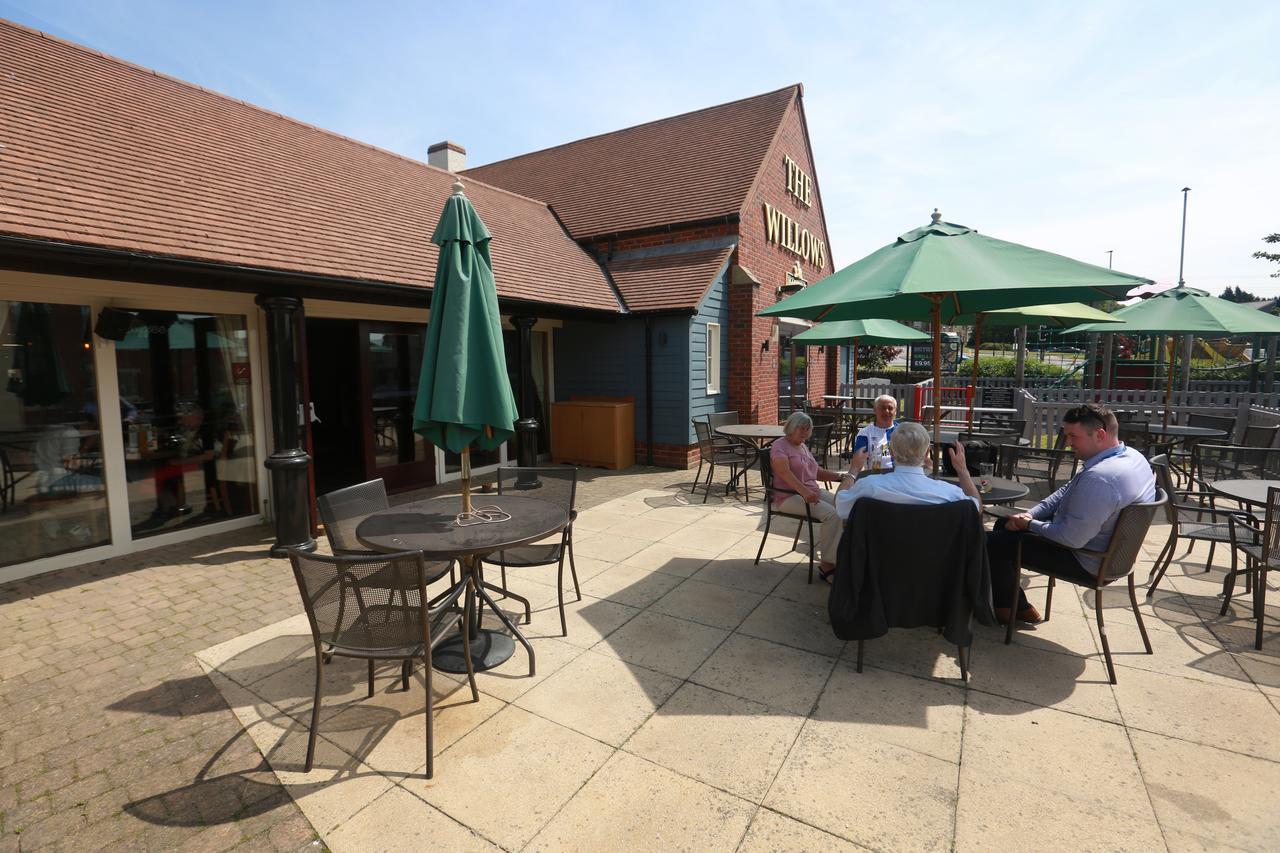 Willows, Blackburn By Marston'S Inn Ngoại thất bức ảnh