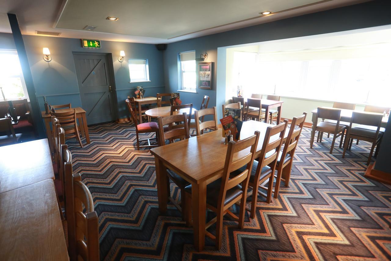Willows, Blackburn By Marston'S Inn Ngoại thất bức ảnh